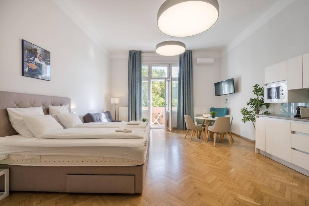 Klauzal Garden City Apartments Budapest Luaran gambar