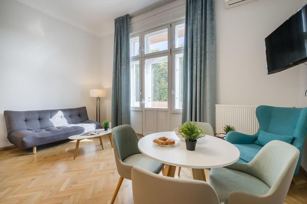 Klauzal Garden City Apartments Budapest Luaran gambar